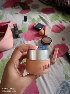 Creamy Foundation Jar