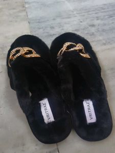 Fluffy Home Slippers With Gold Accent