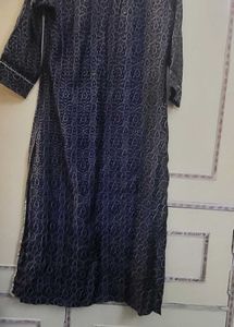 Elegant Navy Blue Kurta with Embellished Neckline