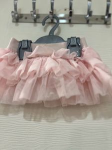 Carter’s Imported Skirt For Gir 6 Months