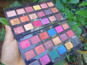 Eyeshadow Palette - Vibrant Colors