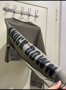 H&amp;M Divided Crewneck crop top