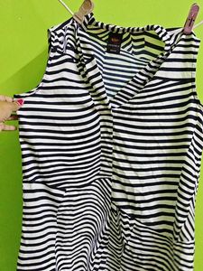 Striped Sleeveless Top