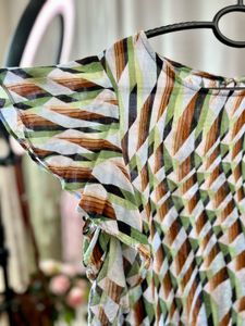 Stylish Geometric Print Top