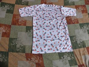 White Love Print T-Shirt 32-34 tk ko