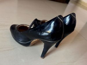 Shiny Black high  Heels