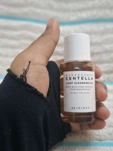 Centella Light Cleansing Oil
