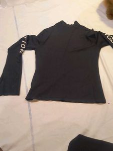 Black Long Sleeve Graphic Top