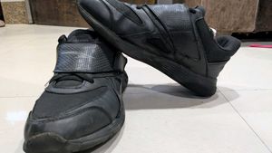 Black Asian Sport Shoes