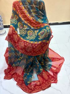 Beautiful Floral Print Saree