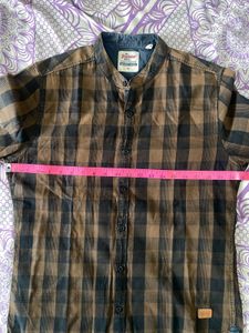 Roadster Men's Brown Plaid Band Shirt