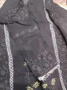 Elegant Black Embroidered Kurta Set