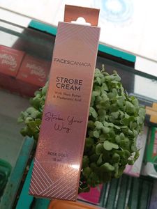 Faces Canada Strobe Cream - Rose Gold