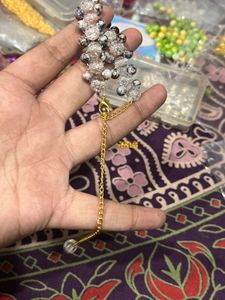 Beaded Bracelet with Gold Chain balck and transpar