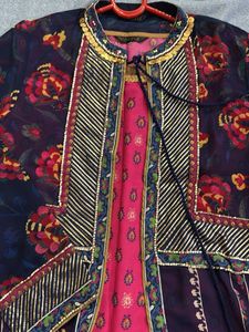 Beautiful Ethnic Kurta Set