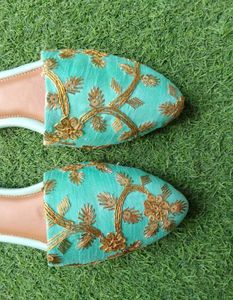 Embroidered Teal Juttis for Women