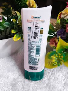 Himalaya's Damage Repair hair conditioners are for
