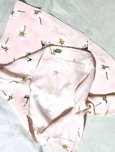 Cute Daisy Print Mini Skirt