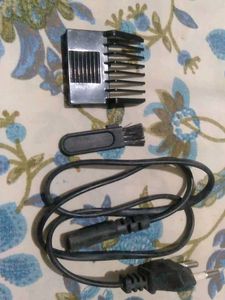 [FREE DELIVERY] Hair Trimmer [NOT WORKING]
