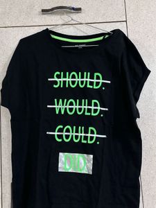 Stylish Black Graphic Print Tee