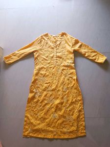Elegant Yellow Embroidered Kurta