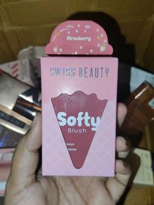 Swiss Beauty Softy highliter, blush contour set