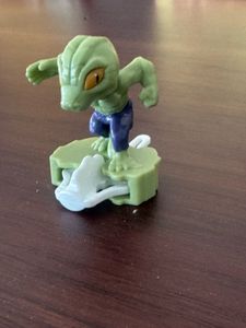 lizard sipder man Toy(without manual)