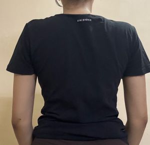 Classic Black Basic T-Shirt