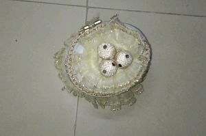 Like New 🎀🌼Ceramics Jewellery Box