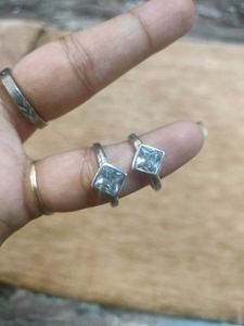 Sparkling Toe Rings with Cubic Zirconia