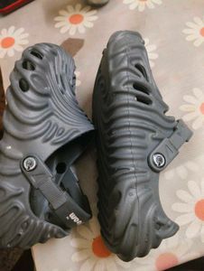 Stylish Grey Foam Clogs