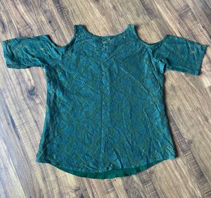 Cold Shoulder Net Top
