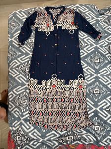 Stylish Navy Blue Kurta with Intricate Print