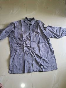 Men's Grey Button-Up Shirt