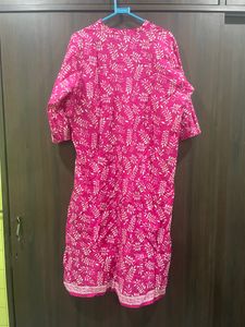 Printed Cotton Kurti Pink In Color