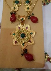 Red & Gold Jewelry Set
