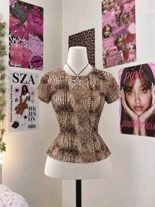 leopard print fitted top