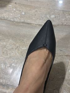 Classic Black Pointed Toe Heels