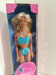 Vintage pearl beach Barbie Doll