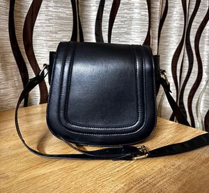 Carlton London Crossbody Bag