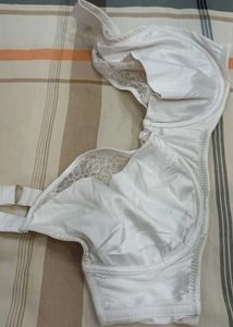 White Lace Bundle of 4 Bra