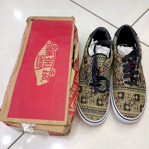 Vans The Wall Of Sneakers Fixed Price