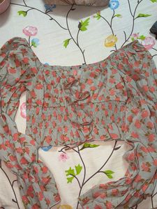 Floral Print Square Neck Top