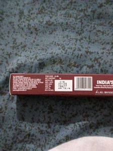 Insight vinyl glossy lipstick