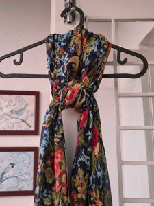 Very Beautiful Chiffon Floral Scarf/Dupatta