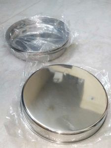New 4 pc Stainless Steel Dinner Plate