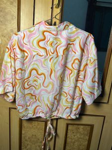 Vibrant Swirl Print Cropped Top