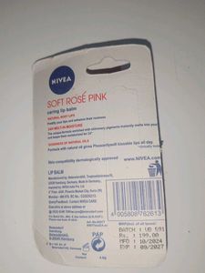 Nivea Soft Rose Pink Lip Balm