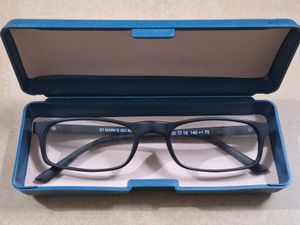 Single vision reading Glasses/ Spectacles