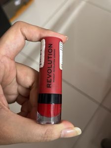 Makeup Revolution Red Lipstick